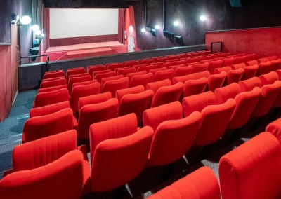 Sièges situés au balcon du cinéma Le LUX Bellac - vue 3